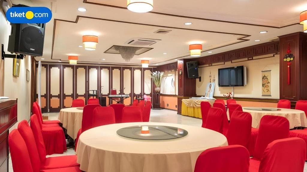 Regent'S Park Hotel Malang Eksteriør billede