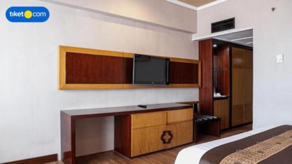 Regent'S Park Hotel Malang Eksteriør billede